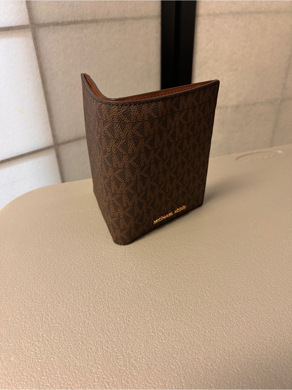 Michael Kors Brown MK Monogram Card & Key Holder with Gold Logo - Picture 3 of 3